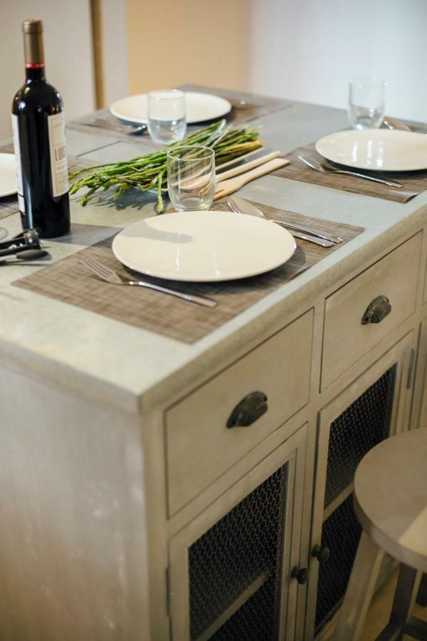 One & Lux- Lagar Apartman Sevilla Kültér fotó